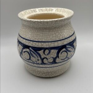 Dedham Pottery The Potting Shed Rabbits Bunnies Small Pot or Jar No Lid